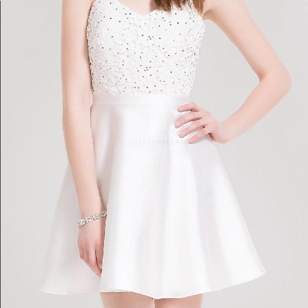 Alyce Diamond White Dress, Size 10